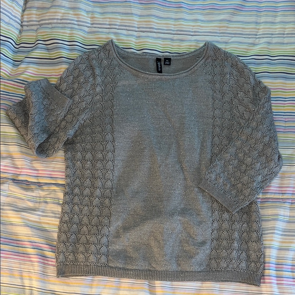 Relativity Metallic Gray Crew Neck Lacey 3/4 Slleve‎ Y2K Sweater